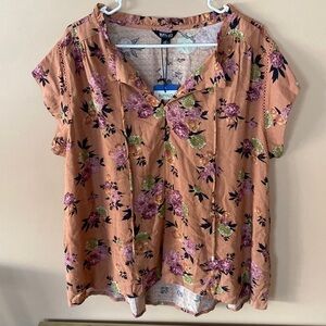 NWT buffalo floral blouse